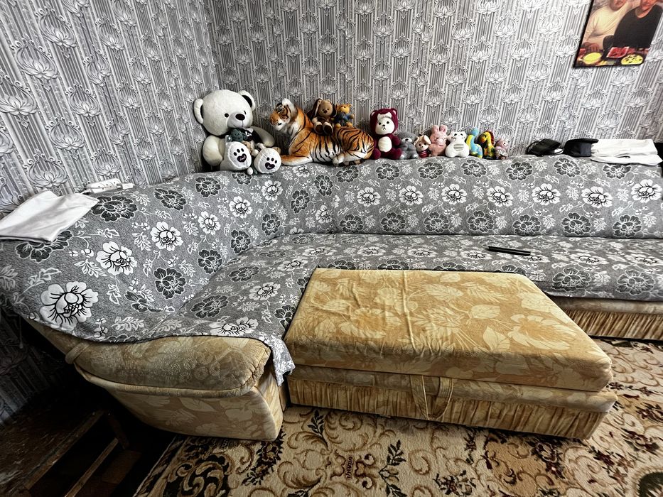 Продаем Диван хороший