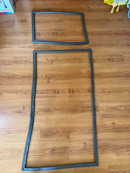 Rafturi, sertare, chedere frigider Beko RDNE 505