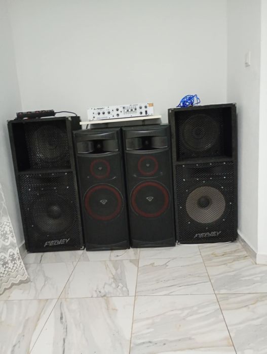 Boxe puternice.         .