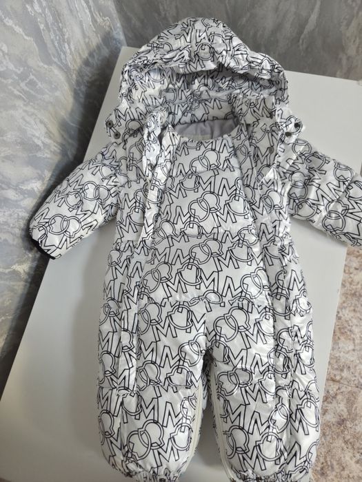 Продам комбез для новорожденных