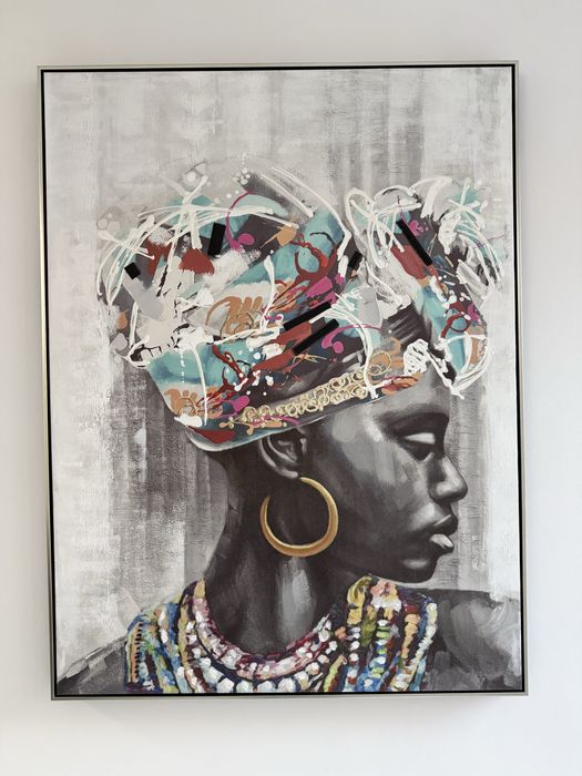 Стенна картина с женски облик