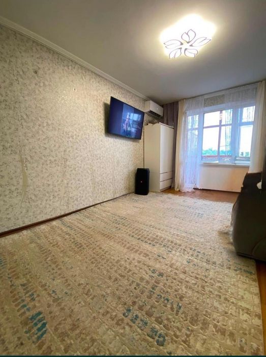 Продам 1ком кв Автопарк