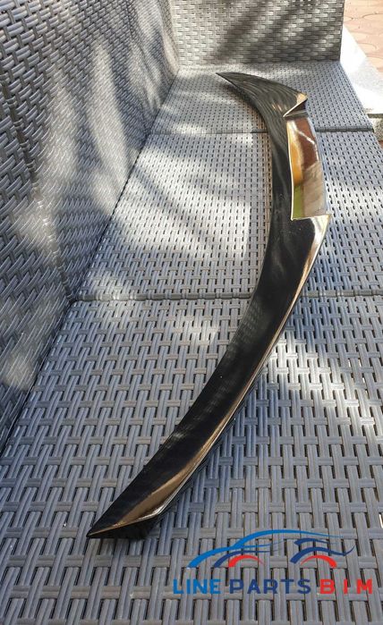 Eleron Lip Codita Portbagaj BMW Seria 5 F10 Model M4 Negru Lucios