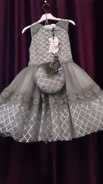 Турецкий киимдер сатылады.9990Тг