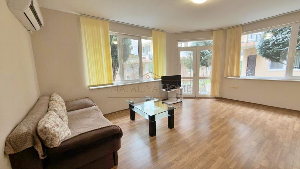 Дава се под наем Двустаен апартамент в Бургас, Сарафово - 70 кв.м за 398.82 € - Снимка #2