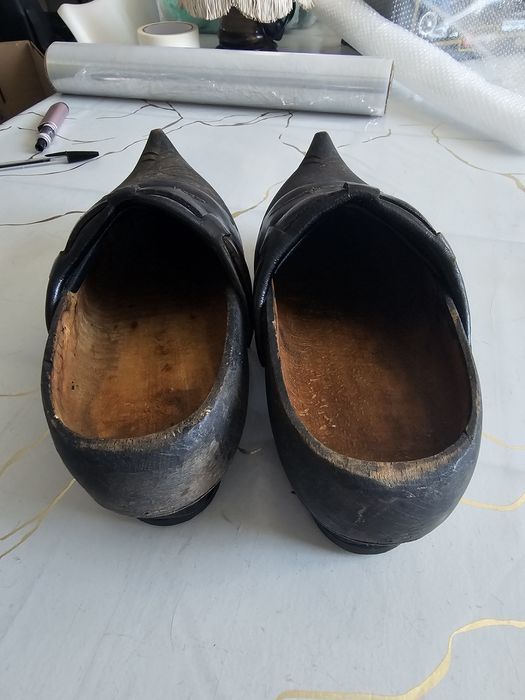 Стари дървени Фламандски обувки.100% автентичност!
В много добро състо