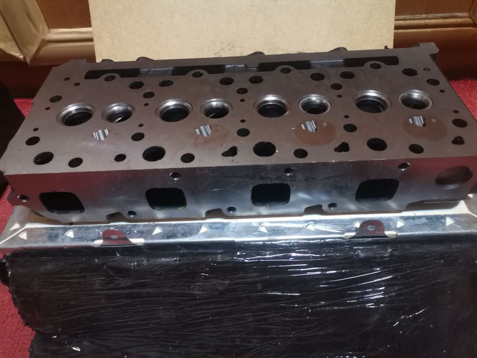 Chiulasa pt.Kubota V2203 /chiulasa motor Kubota V2203 ind. / STOC Cluj