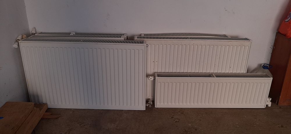 Centrala pe lemne 35 KW, Pompă, Boiler electric 80l, 6 calorifere