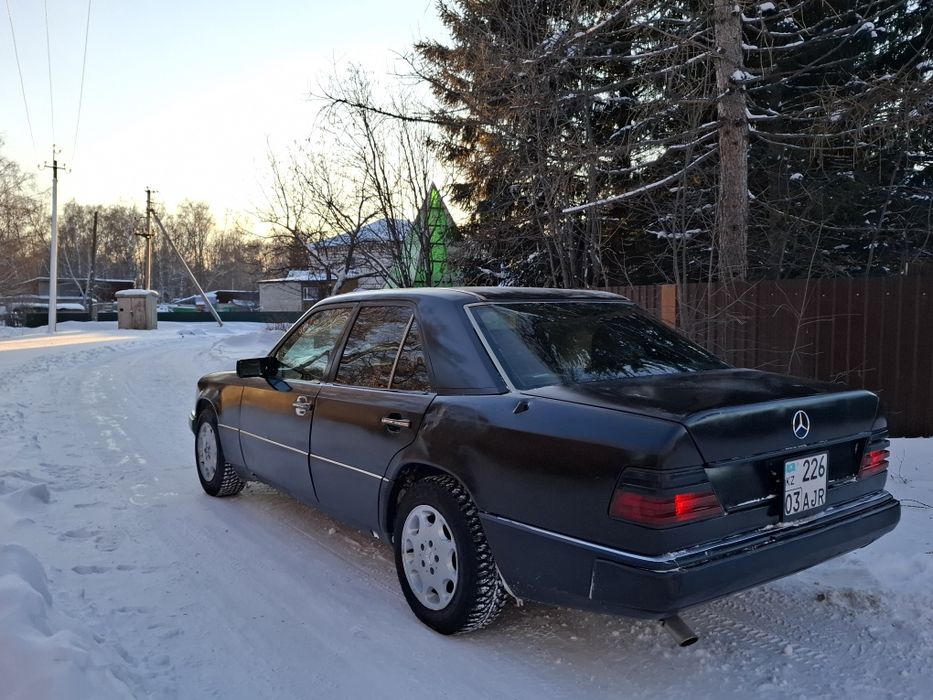 Продам Мерседес W124