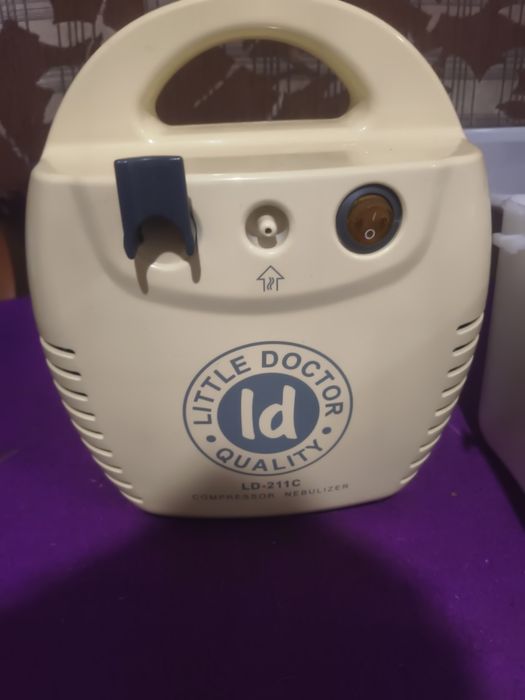 Ингалятор (небулайзер) Little Doctor LD-211C.