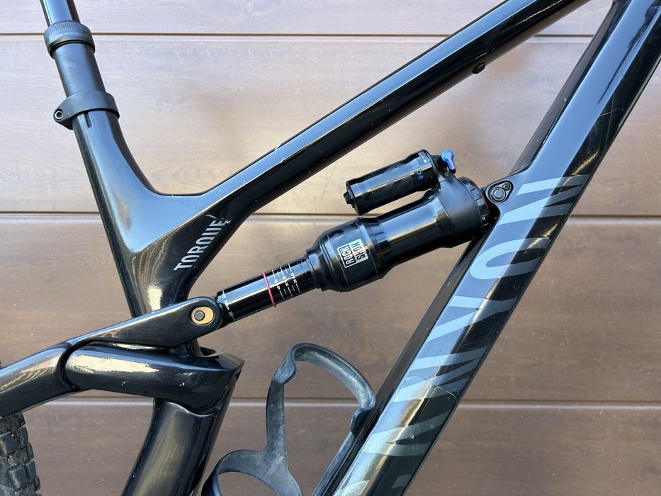 Vand bicicleta mtb super enduro Canyon Torque 29 CF7 M full-suspension carbon model 2022