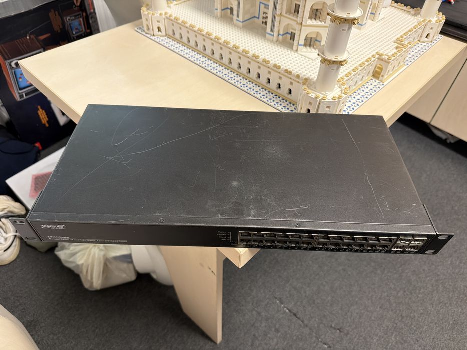 Transition Networks  24 port+PoE