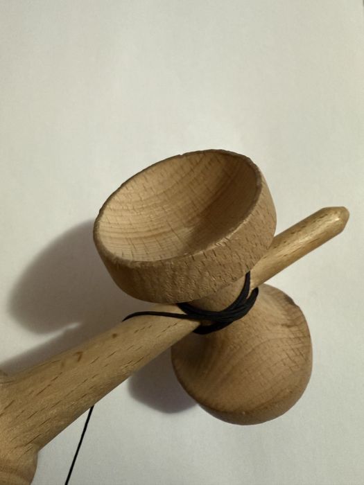 Vand Kendama Strogo Neapolitan