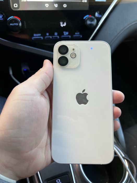 Продам iphone 12 128 гб