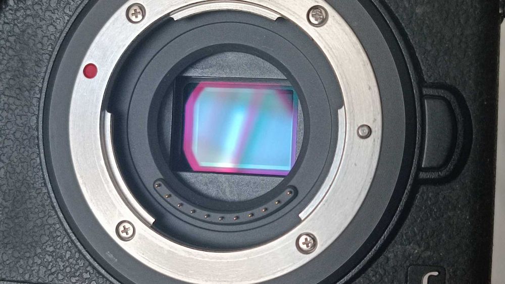 Камера Lumix G7 тяло + аксесоари