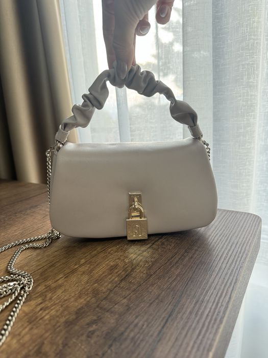 Чанта Furla, Michael Kors, Love Moschino, Pinko