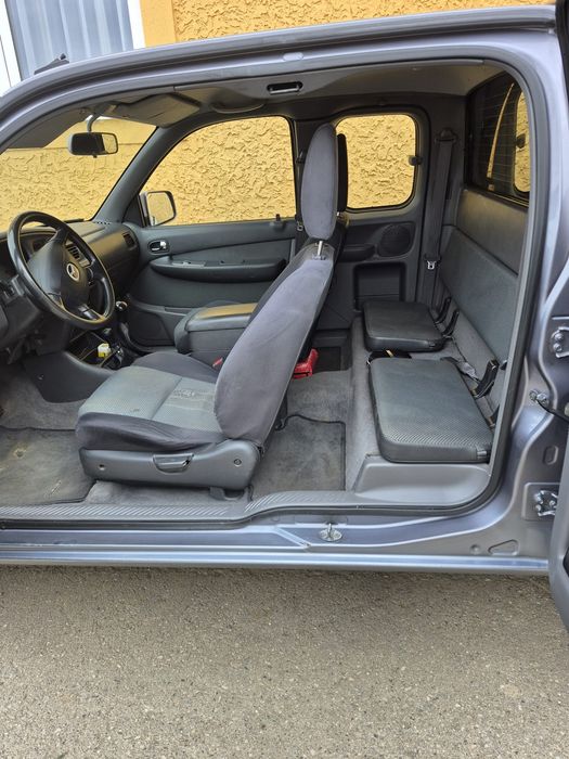 Mazda B2500 Toplanders