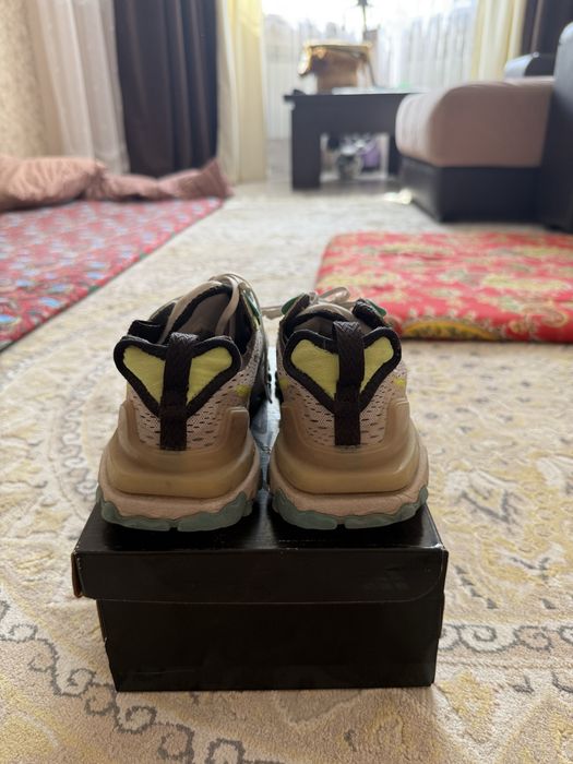 Кроссовки Nike 39 размер