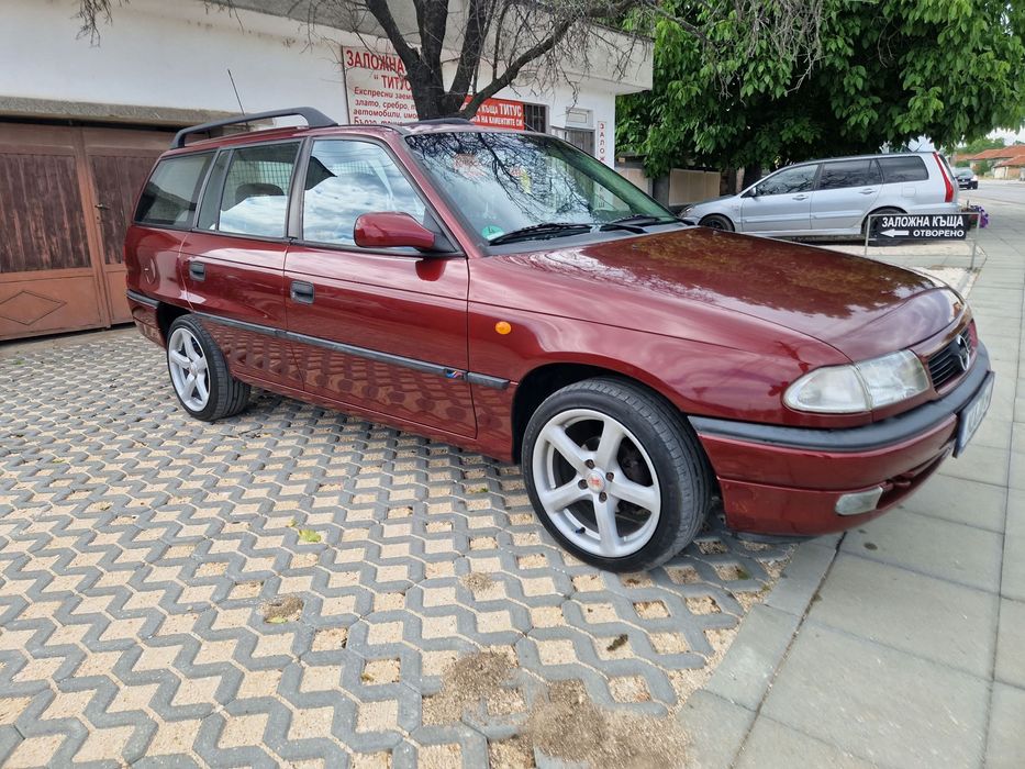 Opel astra 1.6 бензин 71хил реални км