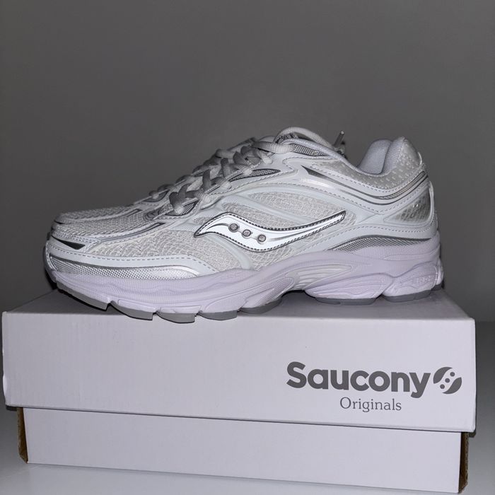 Saucony Pro Grid Omni 9
