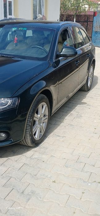 Audi a4 anul 2009