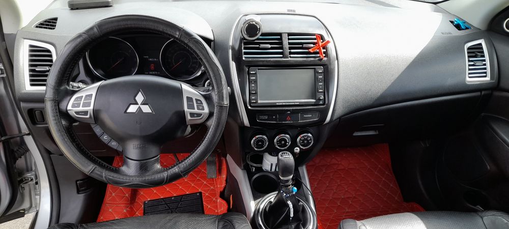 Mitsubishi  asx 1,8  diesel  ținută în garaj Preț 6000 € tel.0768447431