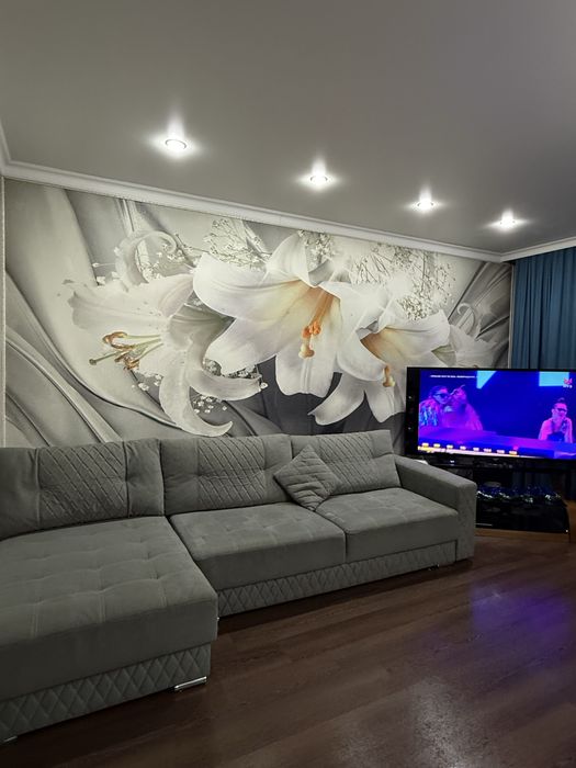 Диван мягкий уголок продам.