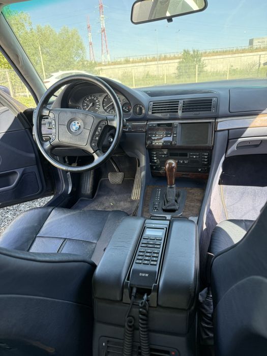 Bmw E38 740i V8 seria 7