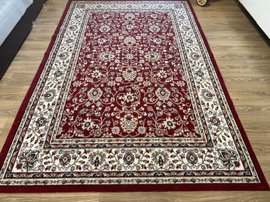 Продам ковёр 2х3