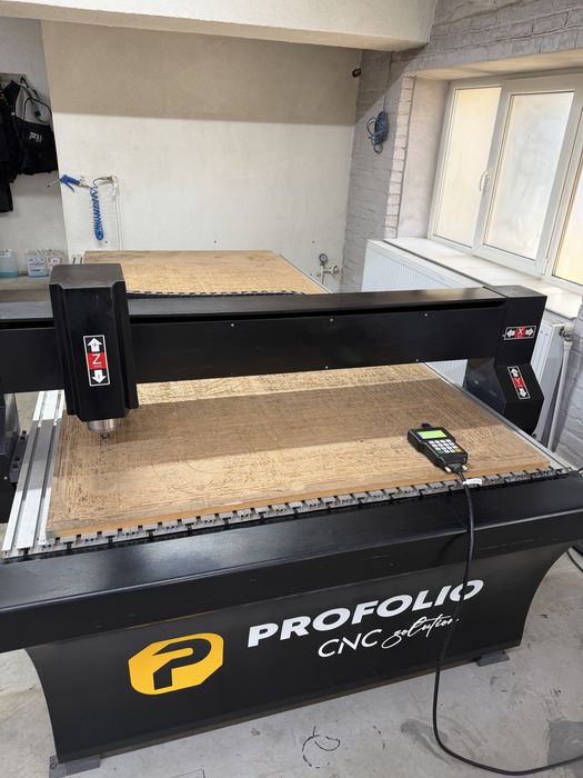 Router CNC 1200x2400 dimensiune lucru