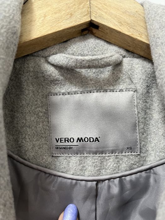 Палто вълнено веро мода