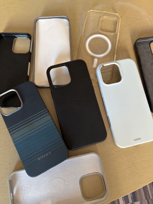 vand 9 huse 16 pro max urgent până luni seara