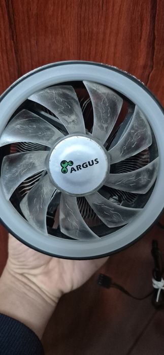 Cooler argus rgb