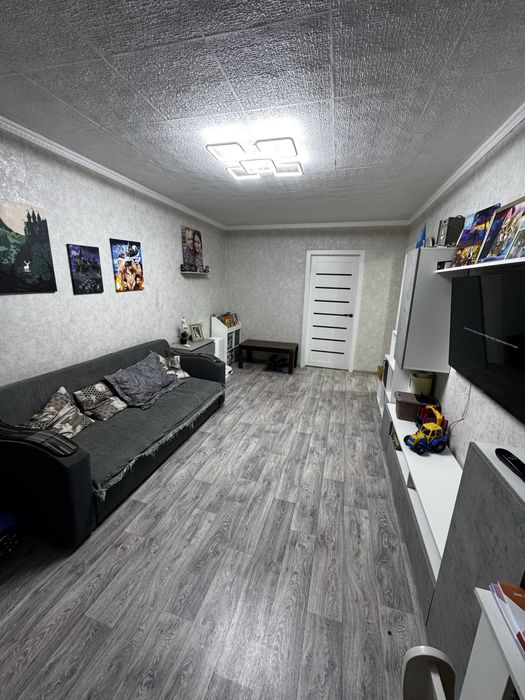 Продам квартиру 2-комнатную