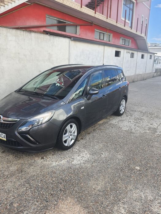Opel zafira c 2012