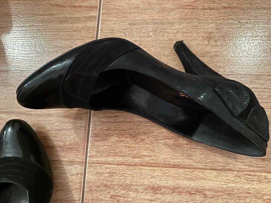 Pantofi noi piele cu toc mărime 37