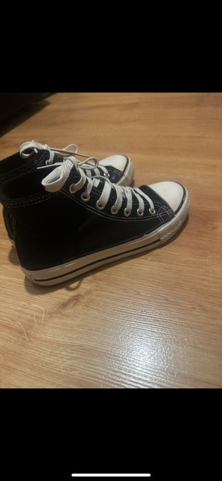 Кеды на девочку в хорошем состоянии