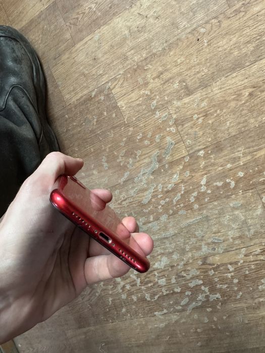 Айфон 11 64 гб 100% батарея