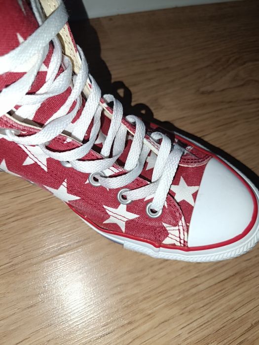 Converse all star, model cu steluțe, mărimea 42