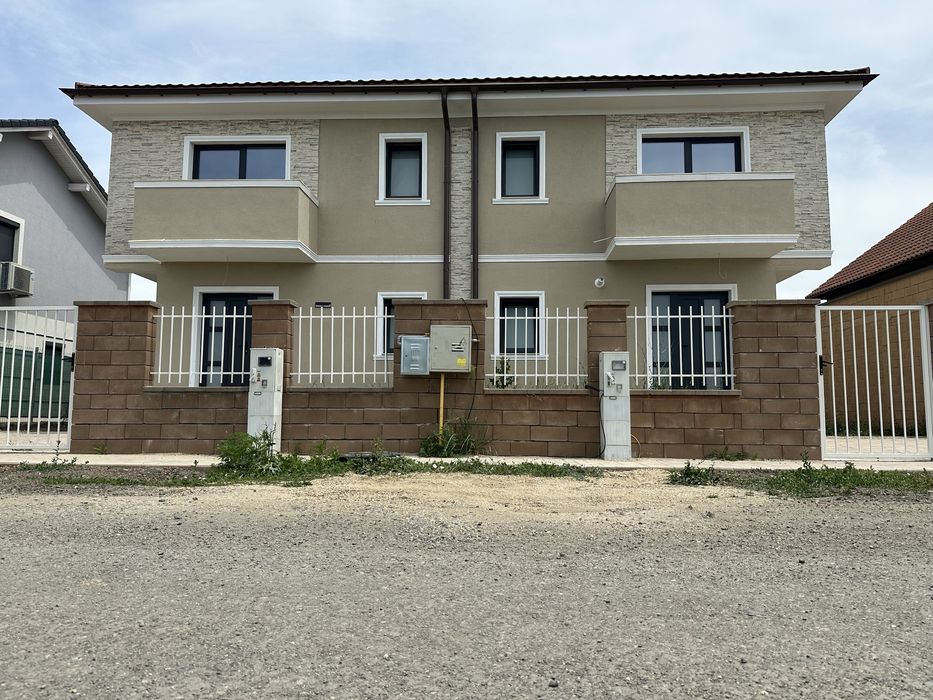Proprietar vand casa noua 110mp util tip duplex Mosnita Noua la asfalt
