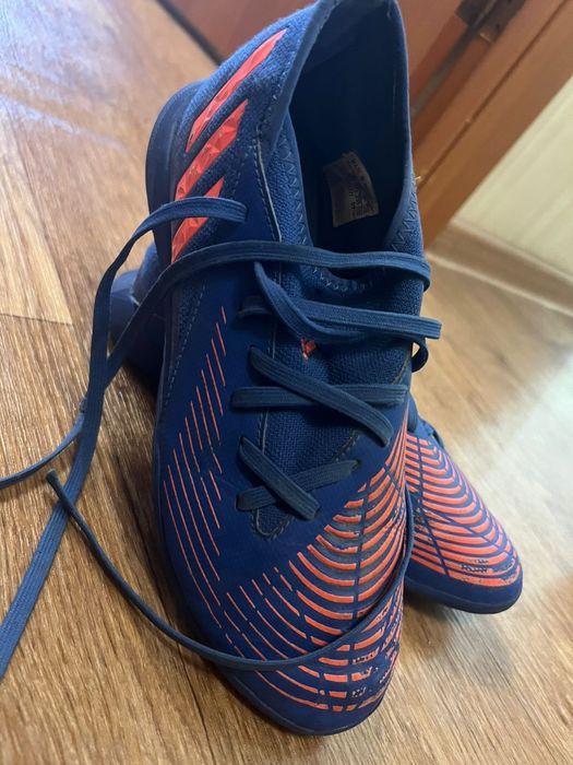 Футзалки и бутсы