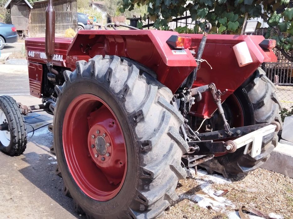 Vând tractor 445 An 1995