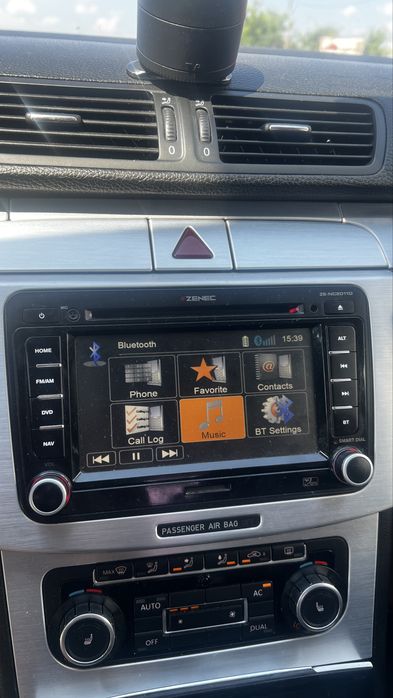 Navigatie zenec vw