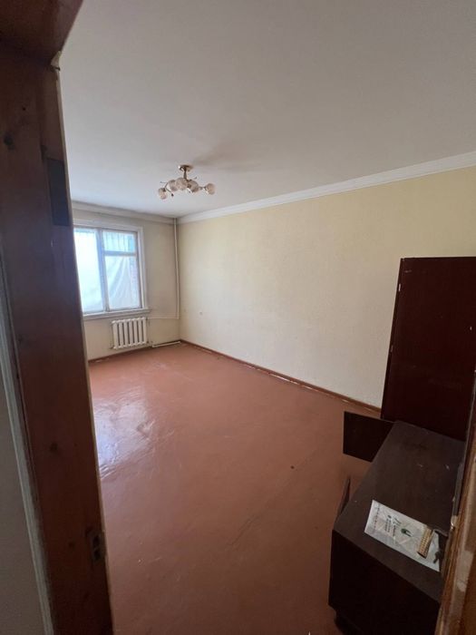 Срочно продоються 3 комнатнаю квартира. Без пасредник