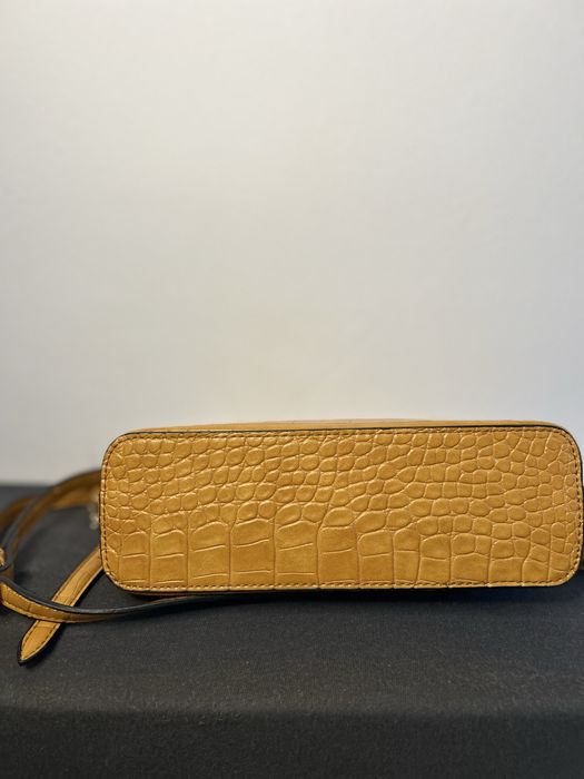 Geanta crossbody