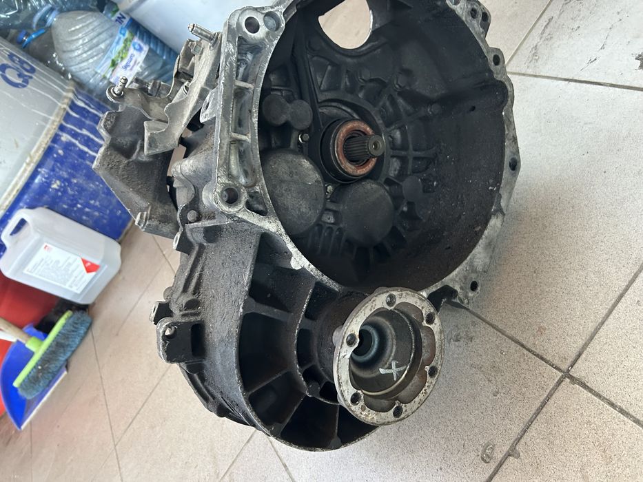 Ръчна 6 степенна скоростно кутия Vag golf A3