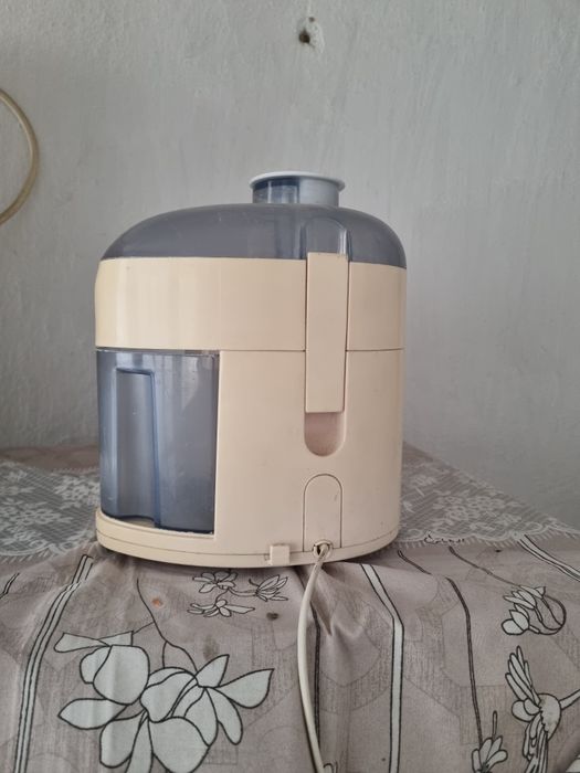 Продается соковыжималка