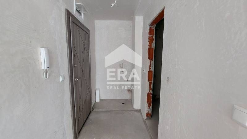 Продава се Двустаен апартамент в Варна, Бриз - 96 кв.м за 1948 €/кв.м - Снимка #7