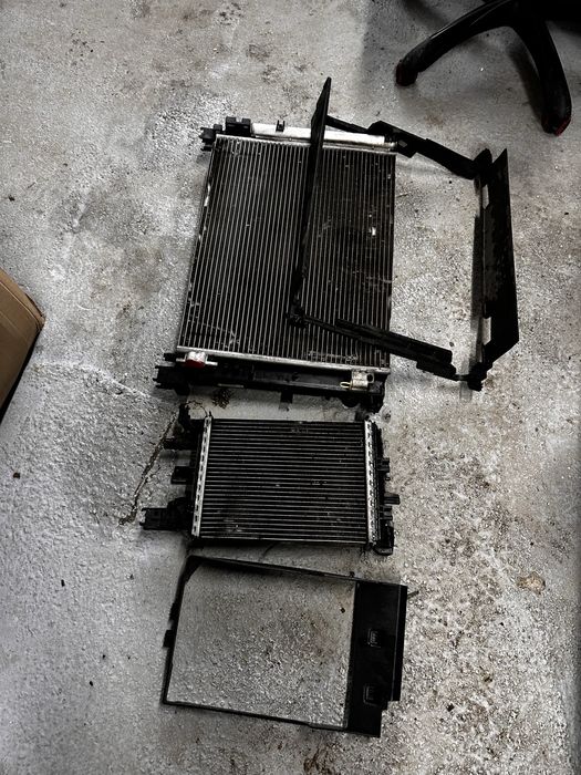 Radiatoare dacia duster.