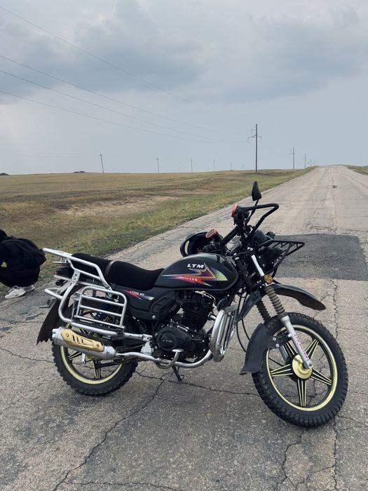 Продам мотоцикл ltm m9